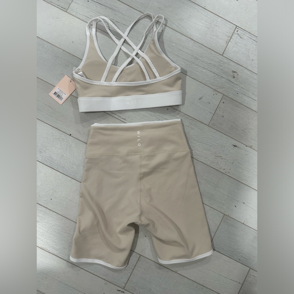 New Wilo Women’s Top and Shorts size S - Picture 3 of 4